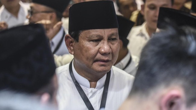 Prabowo Subianto berharap kondisi Indonesia ke depan semakin baik, dan masyarakat semakin sejahtera.