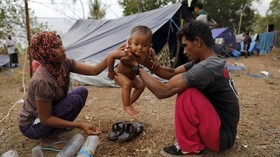 390 Ribu Warga Lombok Mengungsi, Bantuan Terkendala Akses