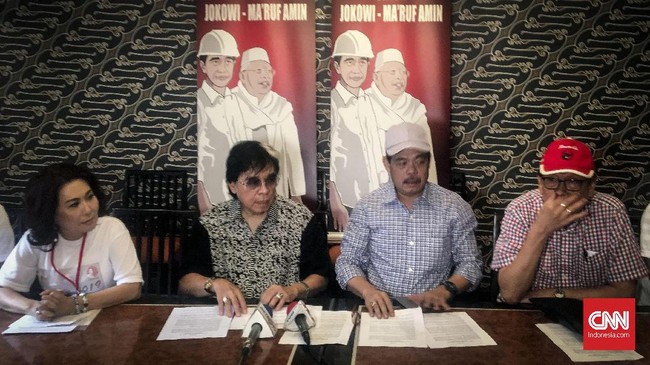 Santayana Kiemas bersama warga Sumsel di Jakarta menyatakan dukungannya kepada Jokowi-Ma'ruf Amin dalam pertarungan di Pilpres 2019.