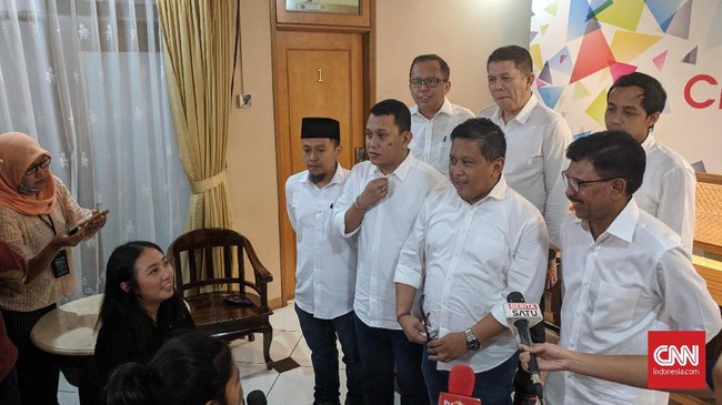 Jokowi disebut akan menyampaikan langsung siapa yang dipilih untuk jadi Ketua Tim Kampanye. Sosok tersebut dinilai kaya pengalaman.