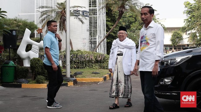 Pengelola Nama Domain Internet Indonesia (PANDI) mengatakan siapa pun bisa mendaftarkan nama domain menggunakan nama kedua pasangan calon capres dan cawapres.