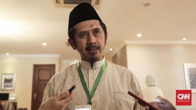 MUI meminta umat islam berpegang pada ilmu pengetahuan dalam merespons pandemi virus corona yang kini telah menyebar ke seluruh Indonesia.
