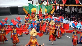VIDEO: Jember Fashion Carnaval Bernuansa Asian Games