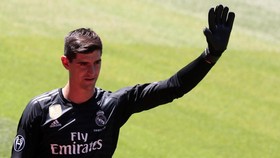 Courtois Pilih Real Madrid karena Anak