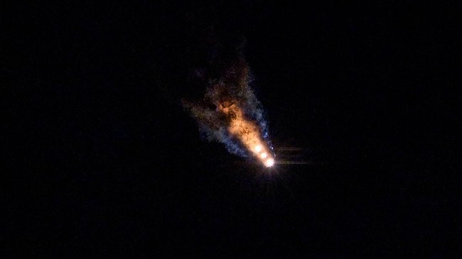 FOTO: Wahana Antariksa NASA Meluncur ke Matahari
