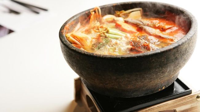 Sotong pangkong dan ikan asam pedas diusulkan untuk menjadi warisan budaya tak benda di Indonesia.
