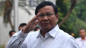 Pantun untuk Prabowo di Mimbar Parlemen Disambut Gelak Tawa
