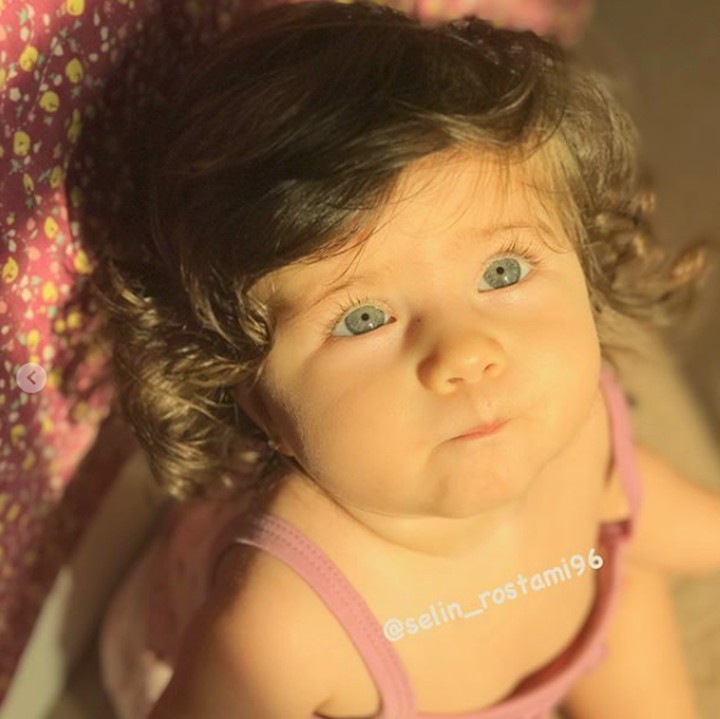 <p>Matanya yang biru membuat Selin makin cantik dan menggemaskan. (Foto: Instagram @selin_rostami96)</p>