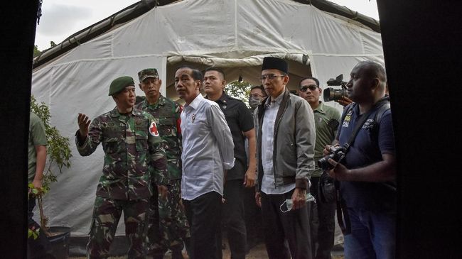 Jokowi menyampaikan sejumlah arahan agar penanganan pascagempa berjalan baik dan perekonomian Lombok segera pulih usai diguncang gempa 7 SR.