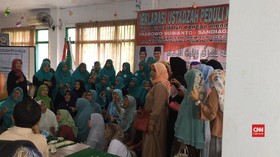 VIDEO: 'Emak-emak' Deklarasi Dukung Prabowo-Sandi