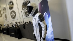FOTO: Pameran Pesawat Ruang Angkasa SpaceX Dragon