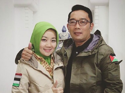 Atalia Praratya Positif COVID, Kang Emil Setia Temani di Balik Kaca
