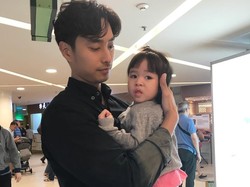 Perjuangan Jevier Justin untuk Kesembuhan Anak yang Idap Serebral Atrophy