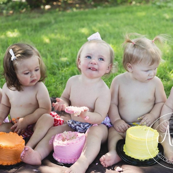 <p>Ekspresi para bayi ini beragam banget ya. (Foto: Facebook / Alisha O'Keefe Photography)</p>