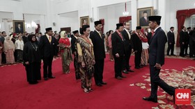 Daftar Penerima Gelar Tanda Jasa Kehormatan dari Jokowi