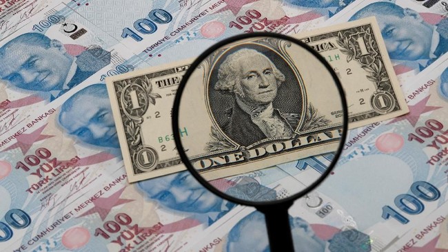 Nilai tukar Lira melemah terhadap dolar, sejak dibuka pada 6,0900, lira melemah menjadi 6,0600 pada Selasa (21/8).