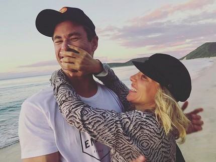 Keromantisan Chris Hemsworth dan sang Istri yang Selalu Awet