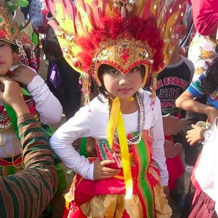<p>Cantik ya anak yang menggunakan baju tema kerajaan ini. (Foto: Instagram @ventyagustina)<br /><br /></p>