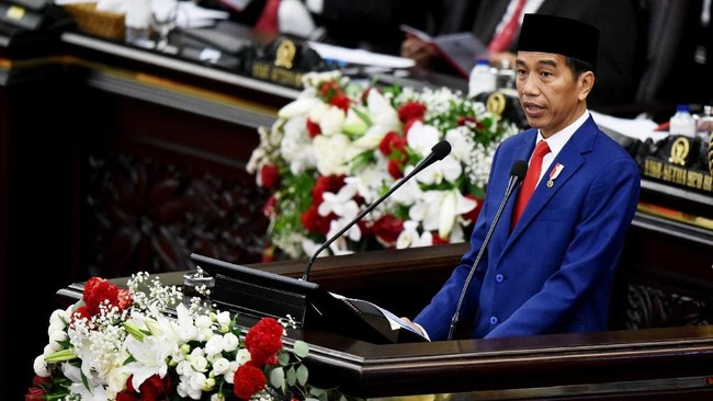 Presiden Jokowi menyatakan pemerintah berupaya mempercepat penyelesaian kasus-kasus HAM masa lalu.