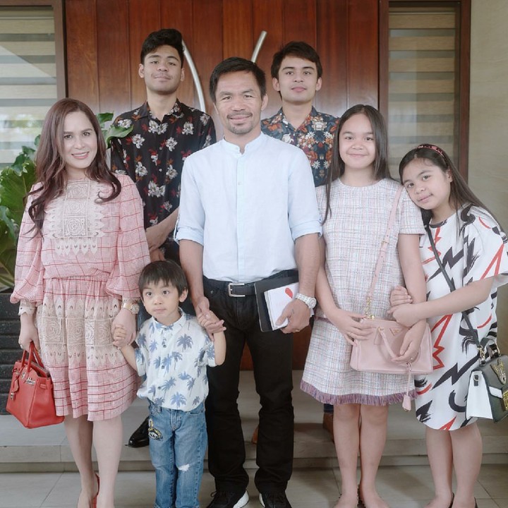 <p>Manny Pacquiao memiliki 3 anak lelaki yaitu Emmanuel, Michael, Israel dan dua anak perempuan yang diberi nama Mary dan Queen. (Foto: Instagram/jinkeepacquiao)  </p>