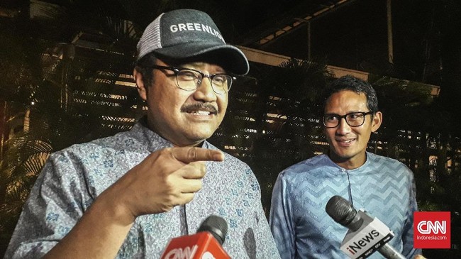 Sandiaga Uno mengaku pertemuan dengan Saifullah Yusuf (Gus Ipul) hanya sebatas silaturahmi dan bertukar pandangan soal kebijakan ekonomi di Jawa Timur.