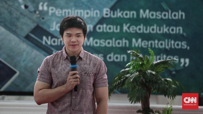 Nicholas Sean diperiksa sebagai saksi terkait dugaan pencemaran nama baik terhadap dirinya oleh Ayu Thalia.