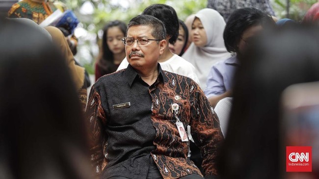 Wali Kota Jaksel mengatakan kebijakan sekolah di Pasar Minggu meliburkan setelah ada seorang guru yang diperiksa terkait suspect corona sudah sesuai mekanisme.