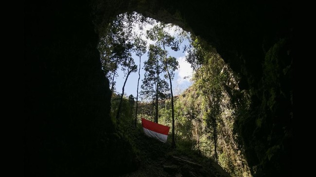 FOTO : Meriah HUT RI ke-73 di Seluruh Penjuru Tanah Air