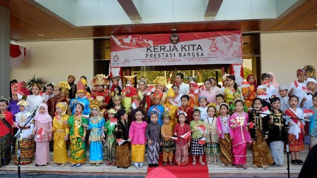 Sejumlah WNI di Brunei Darussalam memperoleh penghargaan dalam Perayaan HUT RI ke-73 di KBRI Bandar Seri Begawan.