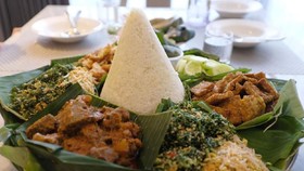 Makna Tumpeng Megono dan Punar di HUT RI
