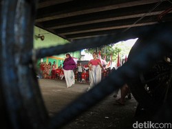 Nahas Nasib Ibu di Tasik Meninggal saat Jatuh Balap Karung, Ini Kronologinya