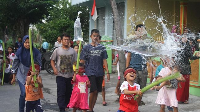 Jika Anda tengah mencari ide lomba 17 Agustus untuk anak TK dan SD, berikut rekomendasi lomba yang tidak hanya menghibur tetapi juga mendidik.