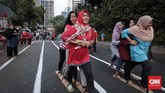 FOTO: Keceriaan Bermain Permainan Tradisional Indonesia Bermain permainan tradisional bagi kebanyak masyarakat Indonesia adalah tentang kebersamaan, dan keceriaan selama menjalankannya.