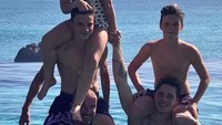 Family Time Keluarga David Beckham di Bali dan Sumba