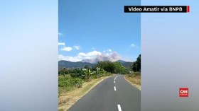 VIDEO: Detik-detik Gempa Lombok Longsorkan Kaki Rinjani