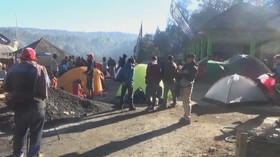 Pendaki Indonesia Serbu Embun Es Gunung Semeru
