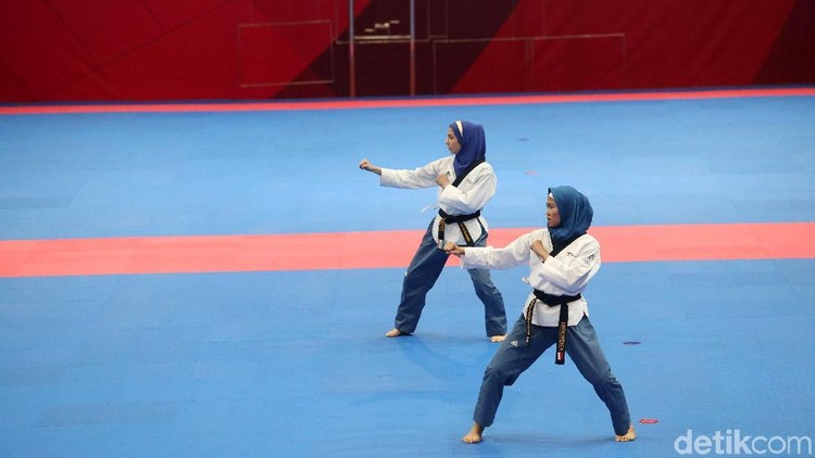 Ini dia 5 manfaat taekwondo bagi anak perempuan seperti Defia Rosmaniar, atlet Taekwondo Indonesia yang mendapat medali emas di Asian Games 2018.