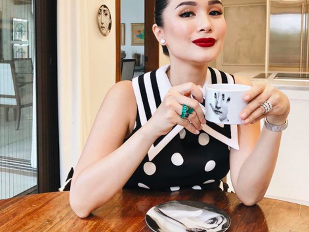 Intip 10 Gaya Kulineran Mewah Sosialita Filipina, Heart Evangelista Intip 10 Gaya Kulineran Mewah Sosialita Filipina, Heart Evangelista