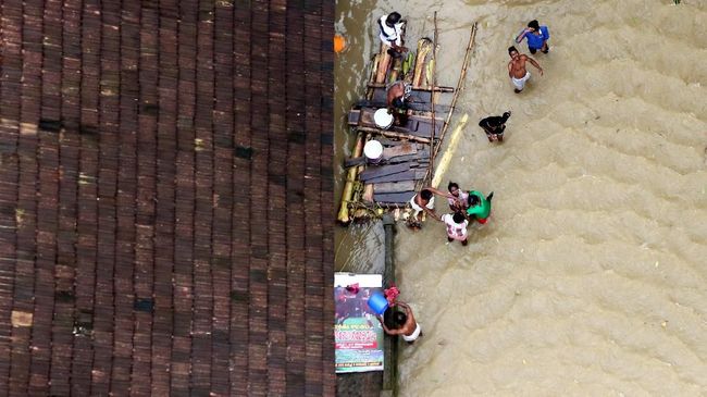 Sebanyak 11 Kabupaten di Sumbar Terendam Banjir