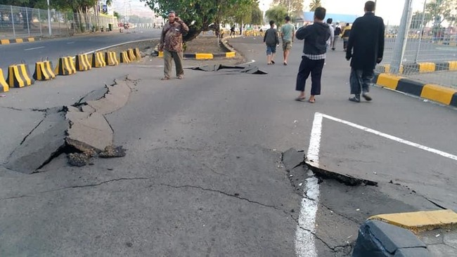 Instruksi presiden (inpres) tersebut akan mempercepat proses rehabilitasi dan rekonstruksi Lombok yang dihantam gempa beberapa kali.