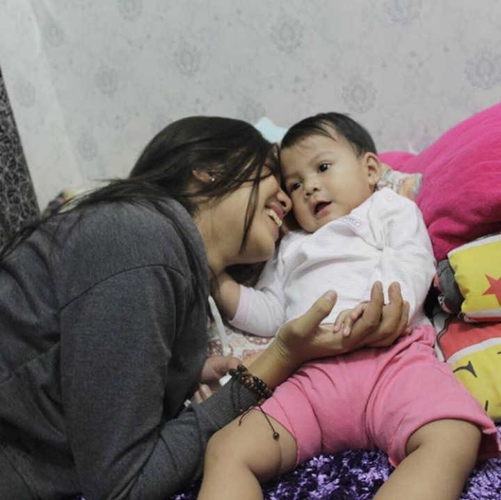 <p>Pesinetron yang juga pembalap perempuan, Raya Kitty, beberapa waktu lalu dipersunting Muhammad Abid Zia. Mungkin setelah menikah Kitty akan segera merencanakan punya momongan karena dia adalah sosok penyayang anak. (Foto: Instagram @rayanurfitrird)</p>