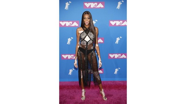 Selebriti dengan Gaun Terbaik di MTV Video Music Awards 2018