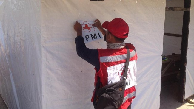 Melalui konsep pemberdayaan Masyarakat, Palang Merah Indonesia (PMI) memulai menginisiasi Prototype Hunian Sementara (Huntara) kepada para korban gempa lombok yang sebelumnya masih menempati beberapa tenda pengungsian sementara.