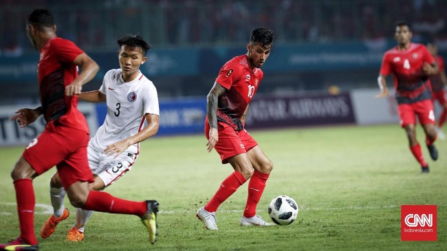 Pelatih Luis Milla mempersiapkan algojo penalti jelang Timnas Indonesia U-23 vs Uni Emirat Arab (UEA) pada laga 16 besar Asian Games 2018 di Wibawa Mukti.