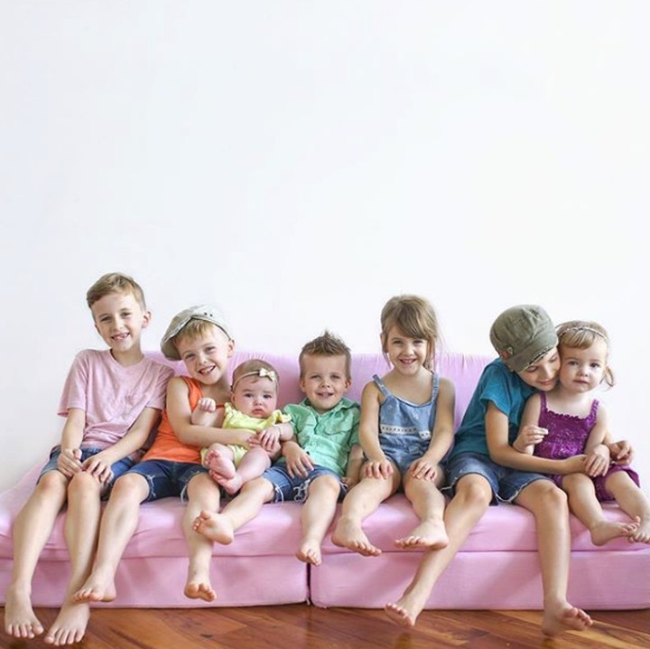 <p>Bisa banget ya Bunda Jessica mengarahkan anak-anaknya untuk berpose di depan kamera. (Foto: Instagram @mrsjessicaroberts)</p>