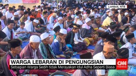 Korban Gempa Rayakan Idul Adha di Pengungsian