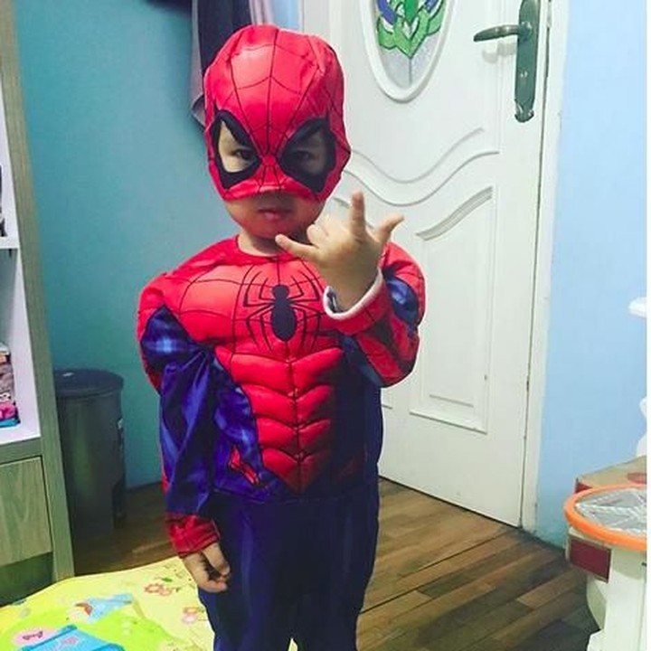 <p>Spiderdanishman in action! (Foto: Instagram @danisharsenio)<br /><br /></p>
