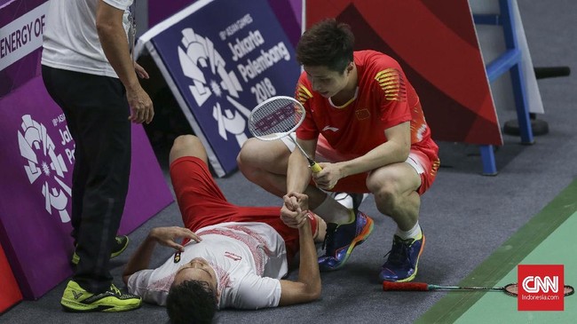 Edison Ginting, ayah dari Anthony Ginting mengaku baru pertama kali menangis melihat anaknya kalah dari tunggal China, Shi Yuqi di Asian Games 2018.