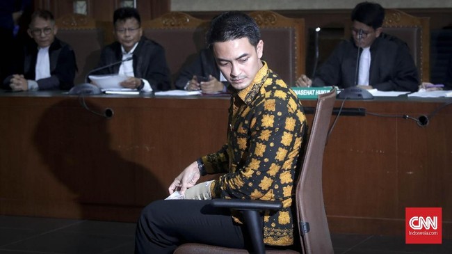 KPK membuka peluang untuk mendalami dugaan tindak pidana pencucian uang yang dilakukan Gubernur Jambi nonaktif Zumi Zola.