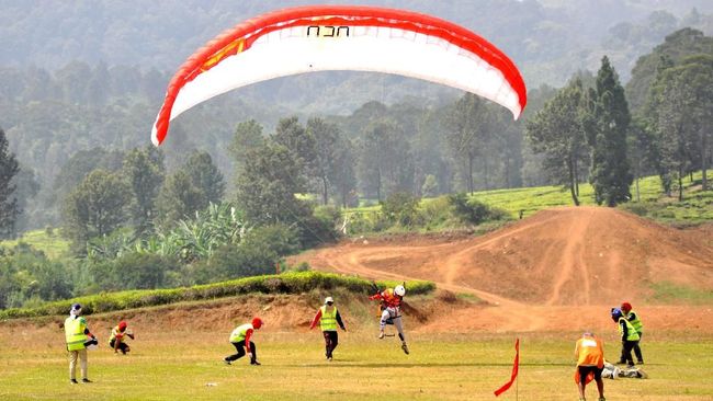 Atlet Paralayang Yazid Khairil Tewas Terjatuh Saat Berlatih